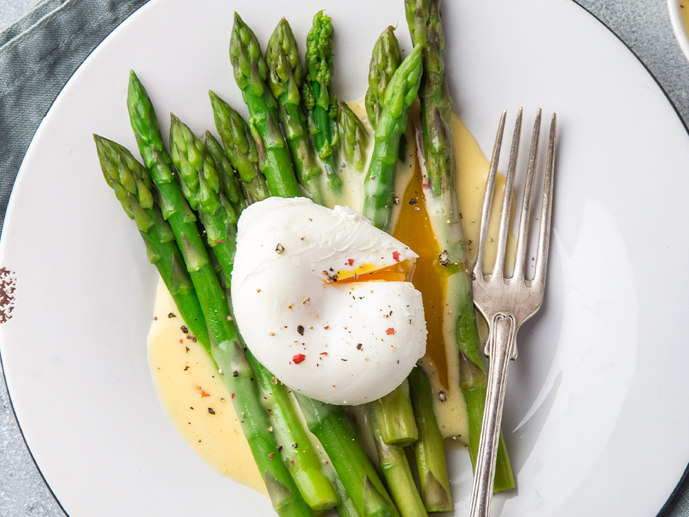 Odkryj szparagi: Źródło zdrowia i smaku w Twojej diecie!